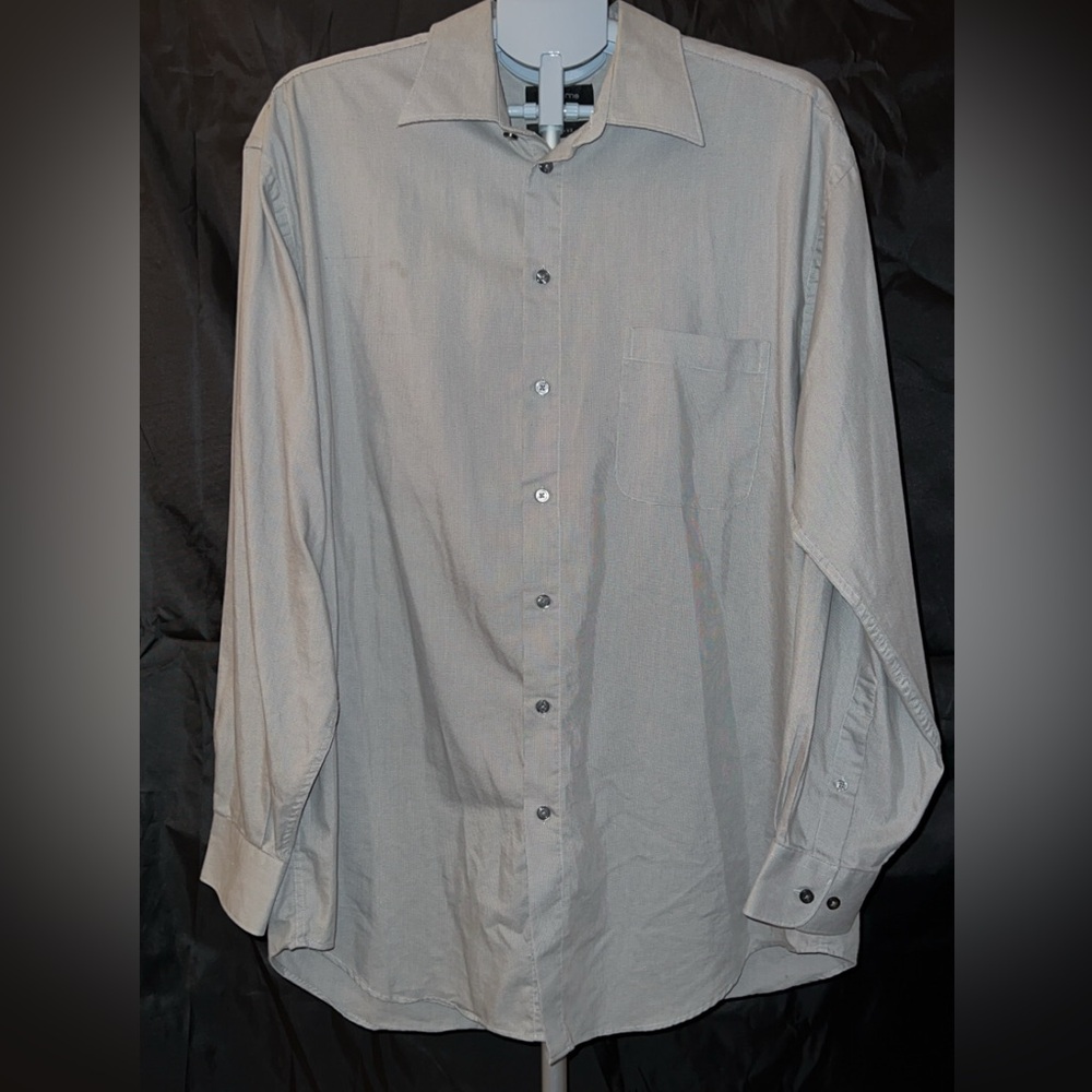Men's Grey Button-Up Shirt